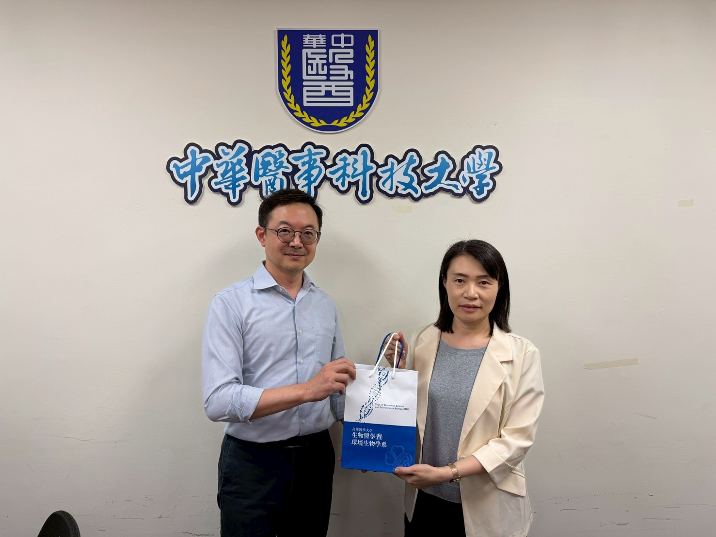 院長主任至中華醫事科大簽約 3