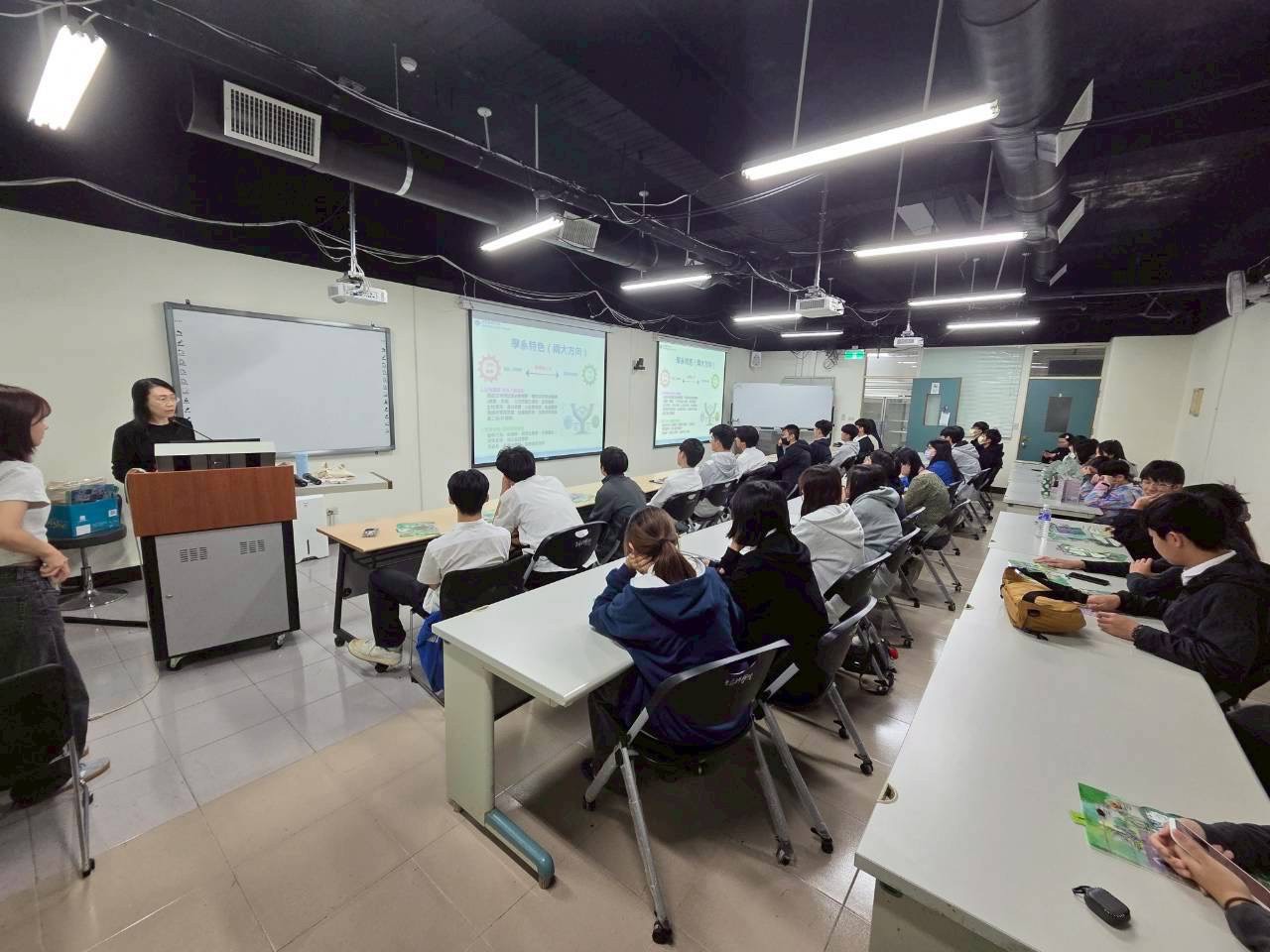 LINE ALBUM 20260305和平高中參訪 260305 1